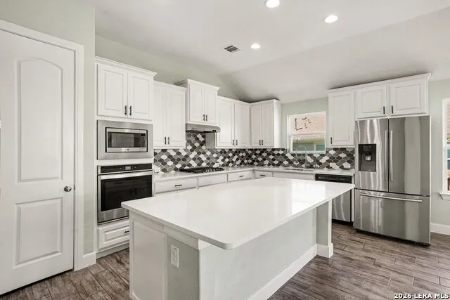 6506 Crockett Cv Schertz, TX 78108