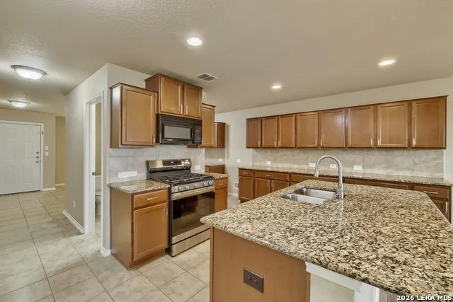 246 KILDEER CRK San Antonio, TX 78253
