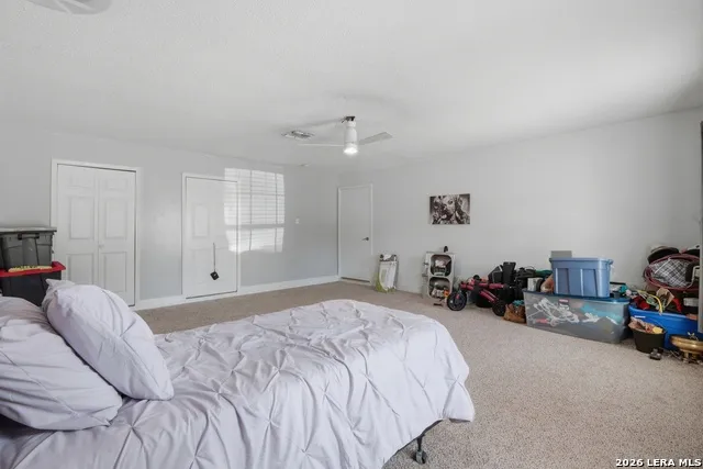 5815 Lake Wind St San Antonio, TX 78222