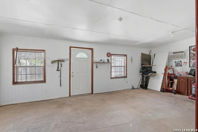 5815 Lake Wind St San Antonio, TX 78222