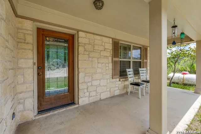 421 Armadillo Trail Dr E Comfort, TX 78013