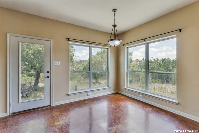 421 Armadillo Trail Dr E Comfort, TX 78013