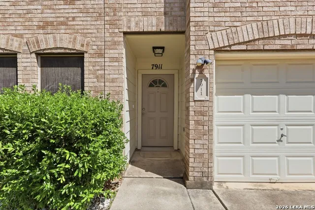 7911 Hoosier Park Selma, TX 78154