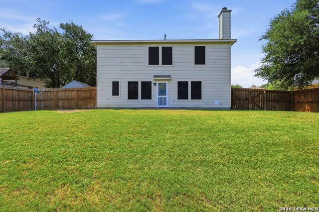 7911 Hoosier Park Selma, TX 78154