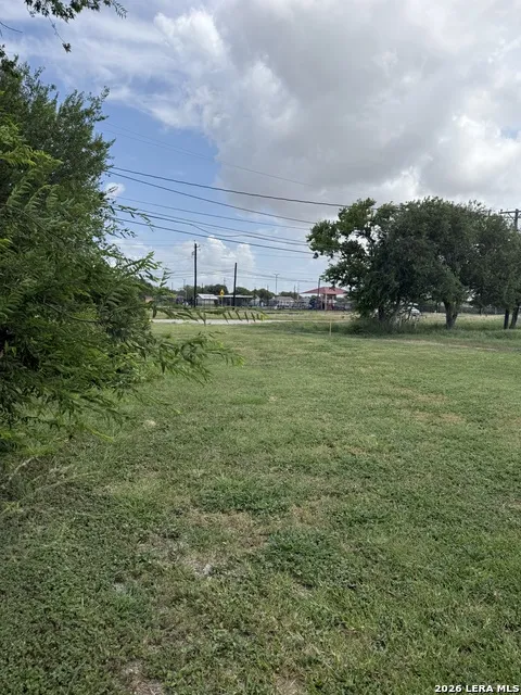 108 MARILYN DR Gregory, TX 78359