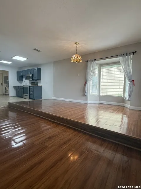 108 MARILYN DR Gregory, TX 78359