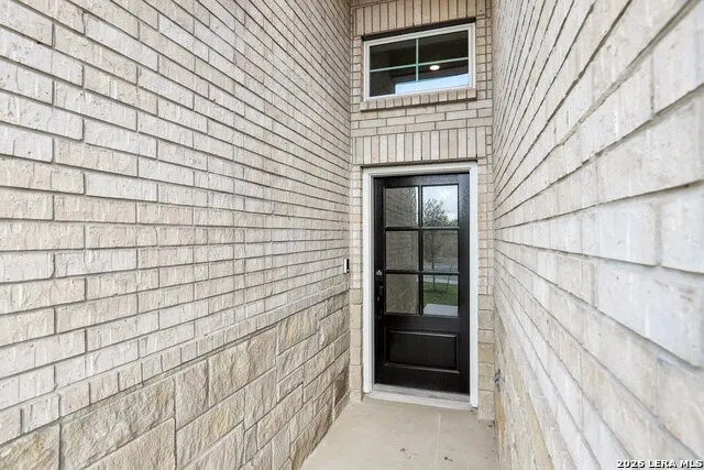 138 STREAM ST Seguin, TX 78155