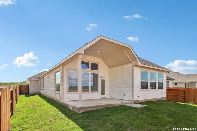 138 STREAM ST Seguin, TX 78155