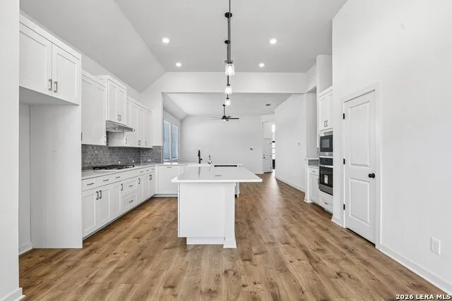 138 STREAM ST Seguin, TX 78155