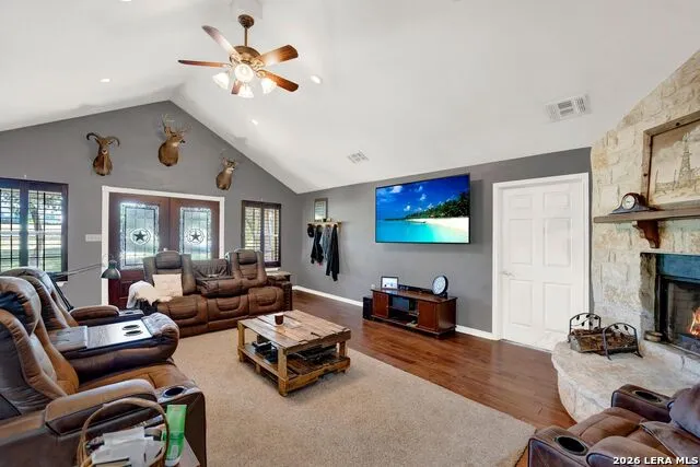 473 County Road 375 San Antonio, TX 78253