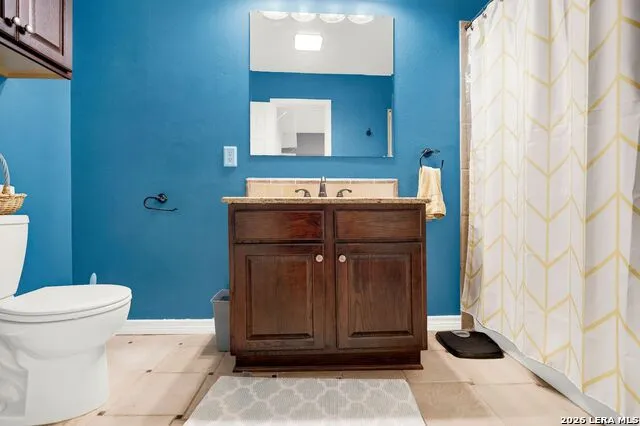 473 County Road 375 San Antonio, TX 78253