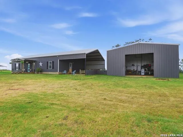 1754 County Road 467 Stockdale, TX 78160