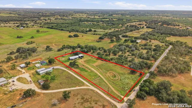 1754 County Road 467 Stockdale, TX 78160