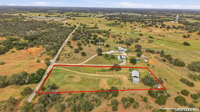 1754 County Road 467 Stockdale, TX 78160