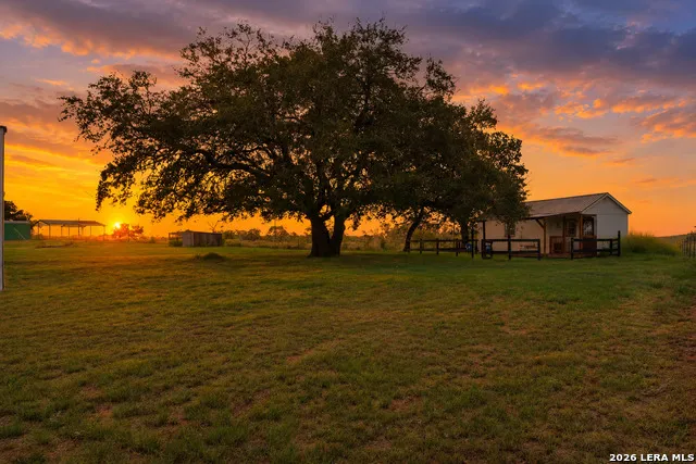 1754 County Road 467 Stockdale, TX 78160