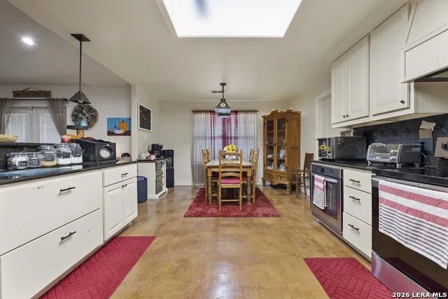 103 E High Bluff Circle Boerne, TX 78006
