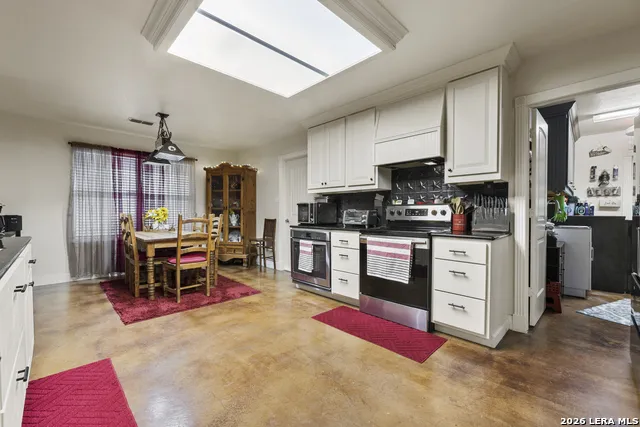 103 E High Bluff Circle Boerne, TX 78006
