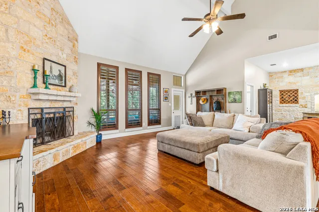 859 INDIGO RUN DR Bulverde, TX 78163