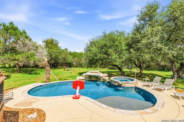 859 INDIGO RUN DR Bulverde, TX 78163