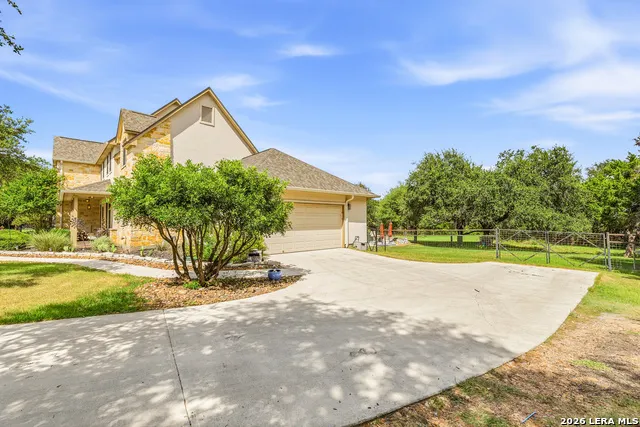 859 INDIGO RUN DR Bulverde, TX 78163