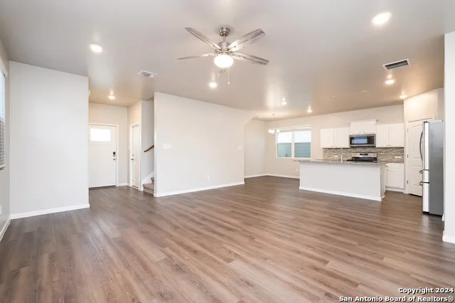 3915 Ivy Path St.Hedwig, TX 78152
