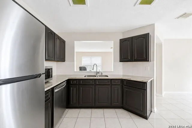 6714 Mesa Glade San Antonio, TX 78239