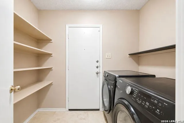 6714 Mesa Glade San Antonio, TX 78239