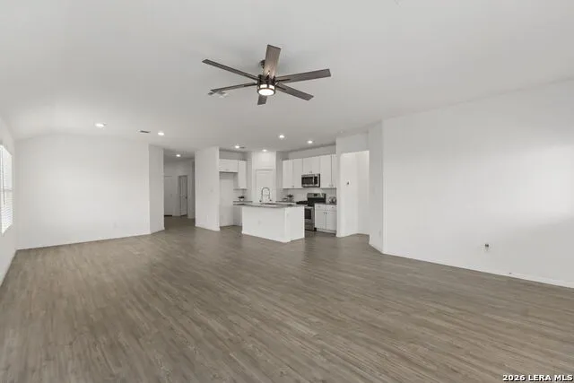 31650 Acacia Vista Bulverde, TX 78163