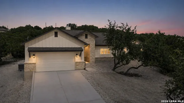 831 Lasso Loop Canyon Lake, TX 78133