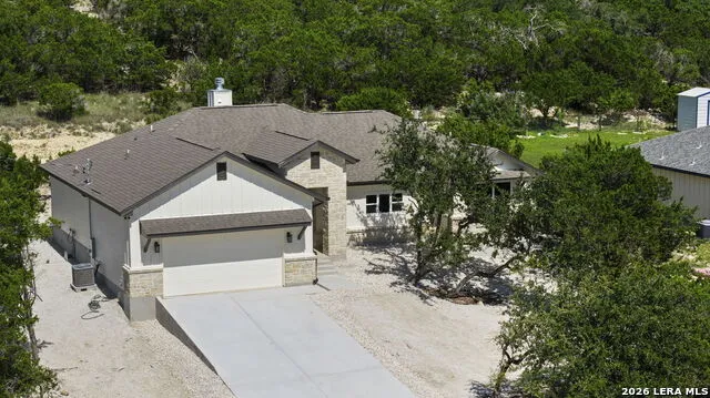 831 Lasso Loop Canyon Lake, TX 78133