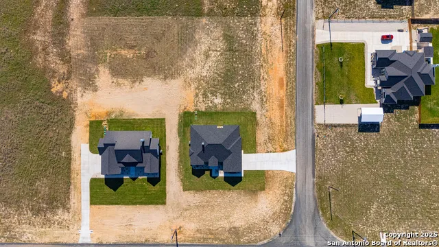 158 Estates Dr La Vernia, TX 78121