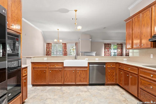 1275 FOX GLEN RD New Braunfels, TX 78130