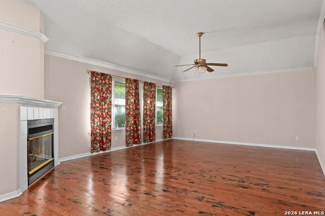 1275 FOX GLEN RD New Braunfels, TX 78130
