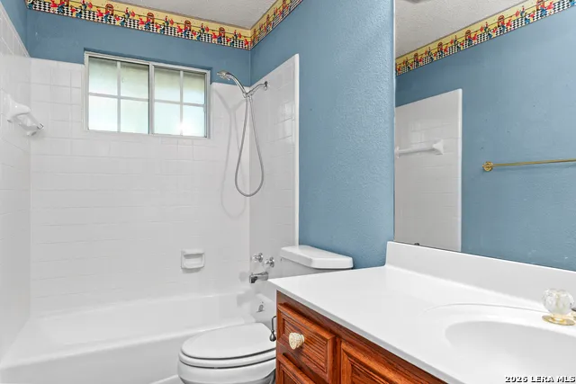 1275 FOX GLEN RD New Braunfels, TX 78130