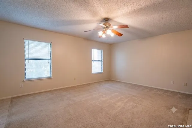 13343 Galicia Universal City, TX 78148