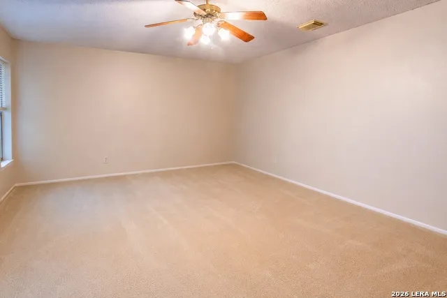 13343 Galicia Universal City, TX 78148