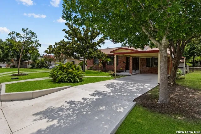 514 THORAIN BLVD San Antonio, TX 78212