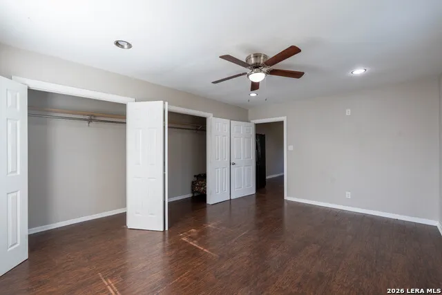 620 Viewpoint Dr Poteet, TX 78065