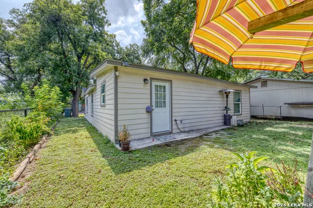 422 Apolonio St. Uvalde, TX 78801