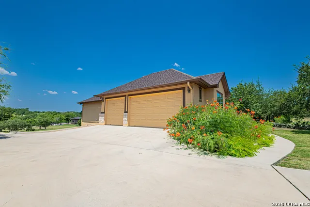 1231 Porto Pt New Braunfels, TX 78132
