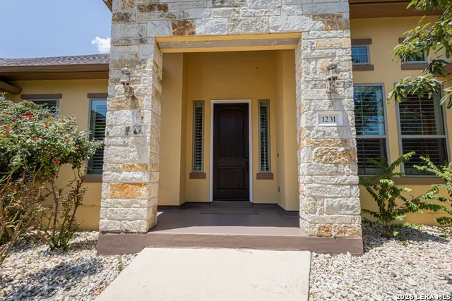 1231 Porto Pt New Braunfels, TX 78132