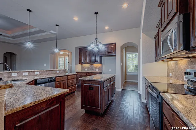 1231 Porto Pt New Braunfels, TX 78132