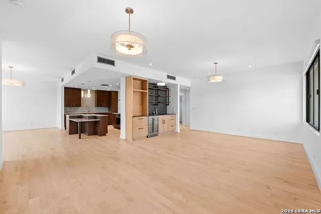 4001 New Braunfels #APT 302A San Antonio, TX 78209