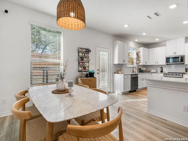 14839 Vance Jackson #303 #UNIT 303 San Antonio, TX 78249