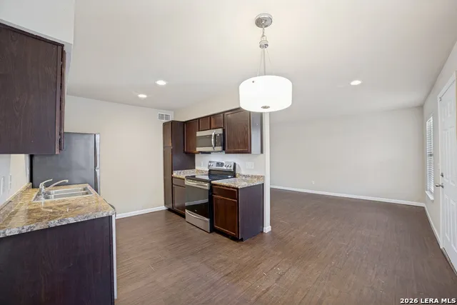 255 E Rampart Dr #401 San Antonio, TX 78216