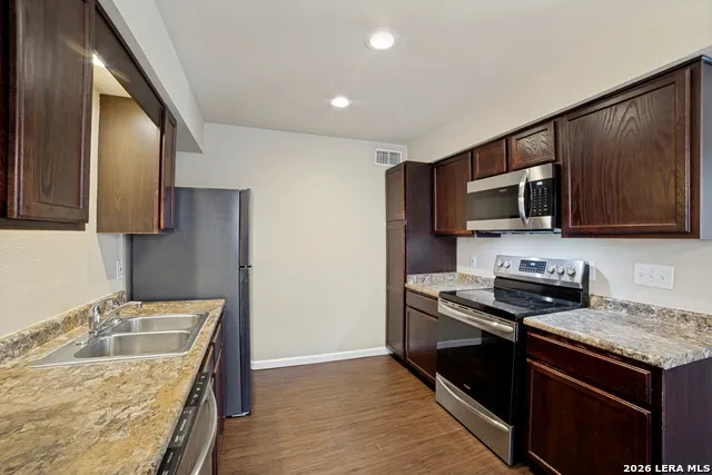 255 E Rampart Dr #401 San Antonio, TX 78216