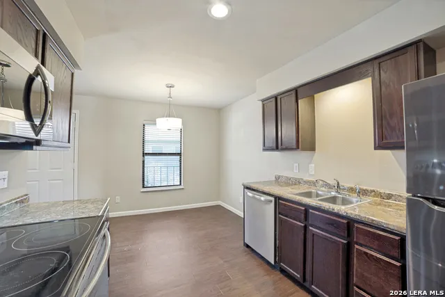 255 E Rampart Dr #401 San Antonio, TX 78216