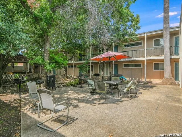 255 E Rampart Dr #401 San Antonio, TX 78216