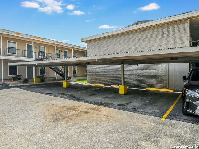 255 E Rampart Dr #401 San Antonio, TX 78216