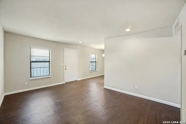 255 E Rampart Dr #401 San Antonio, TX 78216